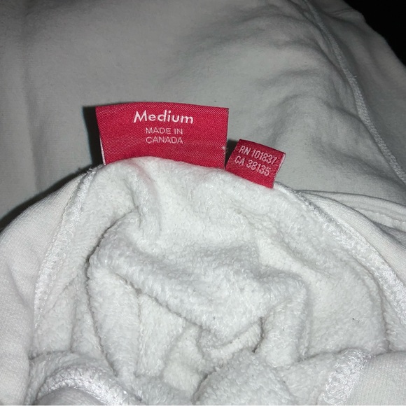 Meet your Posher, Susan - Picture 2 of 2